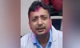 ഡല്‍ഹിയില്‍ കോവിഡ് വാര്‍ഡില്‍ ജോലി ചെയ്തുവന്ന ഡോക്ടര്‍ ജീവനൊടുക്കി
