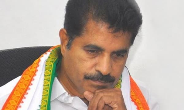 അടിക്ക്‌ തിരിച്ചടിയായി യു.ഡി.എഫിന്റെ പരാജയം' കോന്നിയില്‍ അടൂര്‍ പ്രകാശ്‌ യുഗം അവസാനിച്ചു