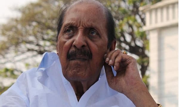 കടുത്ത ഇടതുവിമര്‍ശകന്‍; ഒടുവില്‍ ഇടതു സഹയാത്രികനായി അന്ത്യം ; ബാലകൃഷ്ണപിള്ള കേരളരാഷ്ട്രീയത്തിലെ ഒറ്റയാന്‍