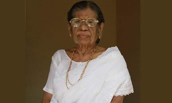 കെ ആർ ഗൗരിയമ്മയുടെ ആരോഗ്യനില ഗുരുതരമായി തുടരുന്നു, വീണ്ടും തീവ്രപരിചരണ വിഭാഗത്തിലേക്ക് മാറ്റി