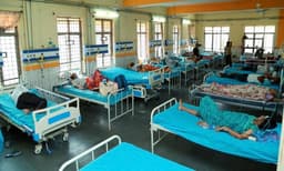 കോവിഡ് ചികിത്സ ; വൻതുക ഫീസ് വാങ്ങുന്ന ആശുപത്രികളിൽ പരിശോധന നടത്താൻ ആദായനികുതി വകുപ്പ്