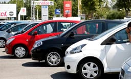 കോവിഡ് പിടിമുറുക്കുന്നു; 2020-21ലെ വാഹന രജിസ്ട്രേഷന്‍ 8 വര്‍ഷങ്ങള്‍ക്കിടയിലെ താഴ്ന്ന നിലയില്‍ 