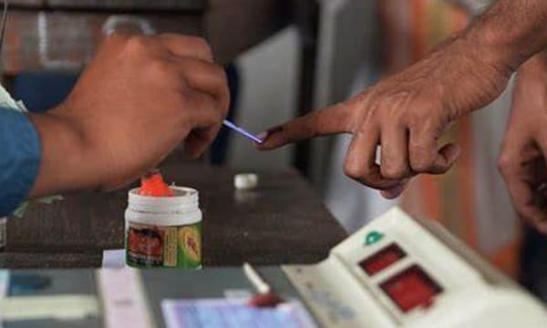 അയോദ്ധ്യയിലെ ഹിന്ദുക്കള്‍ പഞ്ചായത്തിലേക്ക് ജയിപ്പിച്ചത് ഇസ്‌ളാമിക പുരോഹിതനെ ; മത്സരിച്ച മറ്റ് ആറുപേരും ഹിന്ദുക്കള്‍