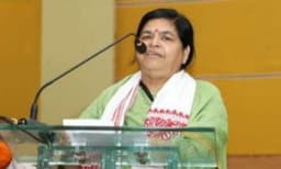 കോവിഡിൽ നിന്ന് രക്ഷ നേടാൻ അഗ്നിപൂജ; മന്ത്രിയുടെ വിവാദ പ്രസ്താവന 