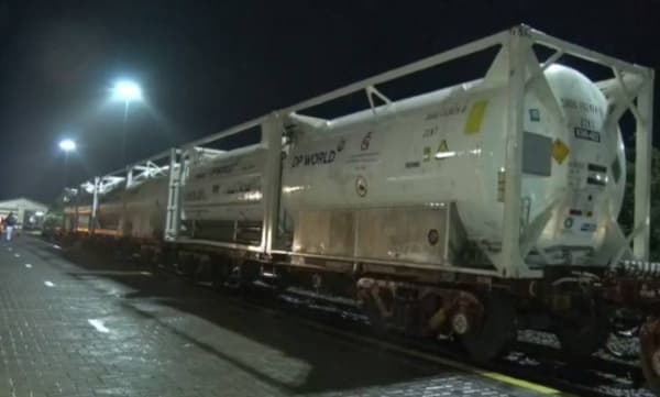 ഓക്സിജൻ ക്ഷാമത്തിന് പരിഹാരമായി; ഒഡിഷയിൽ നിന്ന് 118 മെട്രിക് ടൺ മെഡിക്കൽ ഓക്സിജൻ കേരളത്തിലെത്തി 