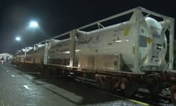 ഓക്സിജൻ ക്ഷാമത്തിന് പരിഹാരമായി; ഒഡിഷയിൽ നിന്ന് 118 മെട്രിക് ടൺ മെഡിക്കൽ ഓക്സിജൻ കേരളത്തിലെത്തി 