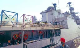 ഗൾഫിൽനിന്ന്​ ​ഇന്ത്യൻ നാവികസേന ഓക്​സിജൻ എത്തിക്കും; ഒരു മാസത്തിനുള്ളിൽ എത്തിക്കാൻ പദ്ധതി 