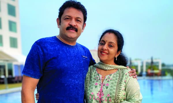 പെണ്‍മക്കള്‍ വിവാഹം കഴിച്ചാലും ഇല്ലെങ്കിലും കു​ഴപ്പമില്ല, അതും 35 വയസൊക്കെയായിട്ട്-  കൃഷ്ണകുമാര്‍