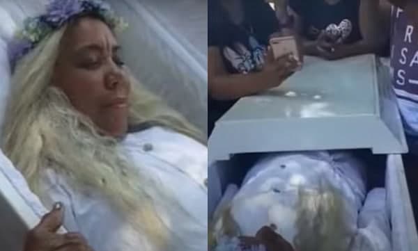 ജീവിച്ചിരിക്കെ സ്വന്തം ശവസംസ്‌കാരം ആഘോഷമാക്കി 59-കാരി - വിഡിയോ 