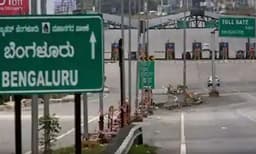 ലോക്ഡൗണ്‍ ലംഘനം ; അനാവശ്യമായി നിരത്തിലിറങ്ങിയ രണ്ടായിരത്തിലധികം വാഹനങ്ങള്‍ പോലീസ് പിടിച്ചെടുത്തു