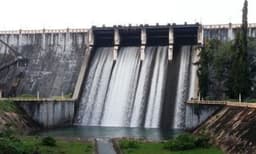 ശക്തമായ മഴ: ഡാം ഷട്ടറുകൾ കൂടുതൽ ഉയർത്തും; ജാഗ്രത നിർദേശം നൽകി 