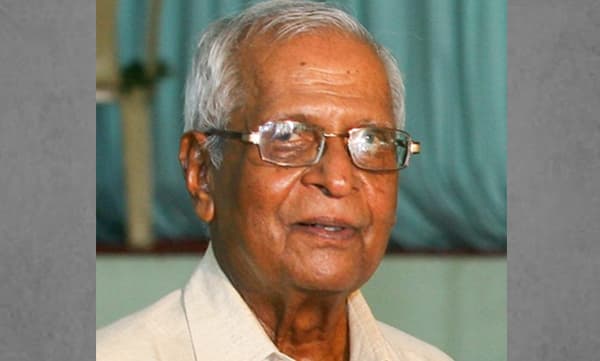 സംഘപരിവാറിനൊപ്പം നില്‍ക്കുന്ന മകള്‍ തന്റെ ചിത്രങ്ങള്‍ ഉപയോഗിച്ച് നടത്തുന്ന ദുഷ്പ്രചാരണത്തെ അര്‍ഹിക്കുന്ന അവജ്ഞയോടെ തള്ളി കളയണം ; ലോറന്‍സ്
