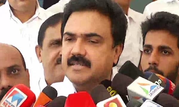 ഒരു മന്ത്രിയും ഒരു ചീഫ് വിപ്പുമായി ഭരണത്തില്‍ പങ്കാളിത്തം ; ജോസഫിനൊപ്പം പോയ നേതാക്കളെ തിരിച്ചുപിടിക്കാന്‍ ജോസ് പണിയാരംഭിച്ചു