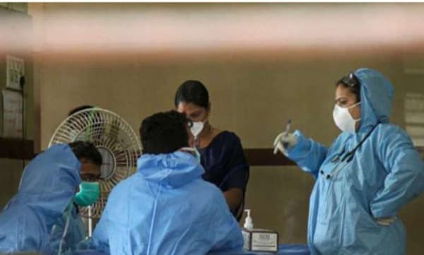 ഡൽഹിയിലെ ആശുപത്രിയിൽ നഴ്സുമാർ മലയാളം സംസാരിക്കുന്നത് വിലക്കി സൂപ്രണ്ട്