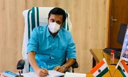 കുതിരാനിൽ ഒരു തുരങ്കമെങ്കിലും തുറന്നു നൽകും ; നടപടി ഉടൻ : മന്ത്രി പി.എ. മുഹമ്മദ് റിയാസ്