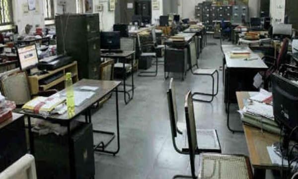 റവന്യൂ വകുപ്പിലെ ജീവനക്കാരുടെ സ്ഥലംമാറ്റം ഇനി ഓൺലൈനിൽ  