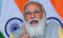 സൗജന്യ വാക്സിൻ-റേഷൻ വിതരണത്തിന് 80000 കോടി നീക്കിവെക്കുമെന്ന് കേന്ദ്ര സർക്കാർ 