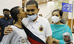 അന്യനാട്ടില്‍വച്ച്  മരണശിക്ഷ, വര്‍ഷങ്ങള്‍ ജയിലില്‍, മരിച്ച കുട്ടിയുടെ പിതാവിന്റെ കടുംപിടിത്തം, ഭാരിച്ച തുക കെട്ടിവയ്ക്കാന്‍ ഒരാള്‍, പിന്നെ മോചനം... വിശ്വസിക്കാനാകാതെ  ബെക്‌സിന്റെ കുടുംബം