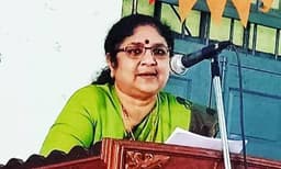 ഇനിമുതൽ മന്ത്രി ആർ. ബിന്ദു പ്രൊഫസറല്ല, ഡോക്ടറാണ്