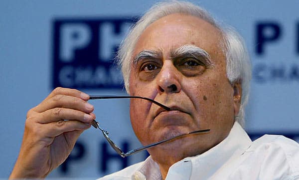 'അതിന് ഞാന്‍ മരിക്കണം'..: ബിജെപിയിലേക്ക് മാറുമോയെന്ന ചോദ്യത്തിന് കപില്‍ സിബല്‍ 