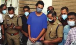 കടവന്ത്രയിലെ ഫ്ളാറ്റില്‍ താമസിച്ചിരുന്നത് അരലക്ഷം മാസവാടകയില്‍ ; മാര്‍ട്ടിന്‍ ജോസഫ് പണമുണ്ടാക്കിയിരുന്നത് ക്രിപ്റ്റോ കറൻസി, മണി ചെയിൻ ഇടപാടുകളിലൂടെ