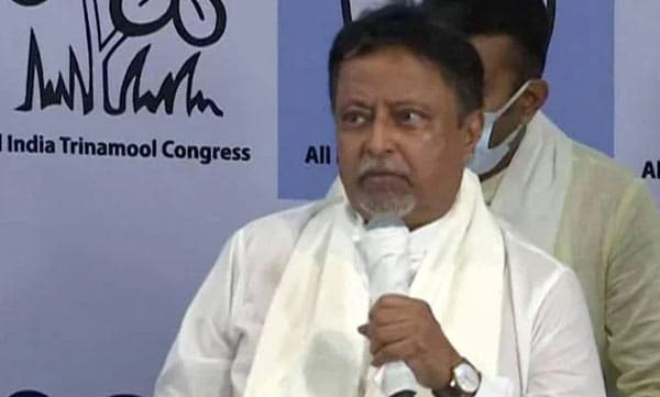 മുകുള്‍ റോയ് ത്രിണമുല്‍ കോണ്‍ഗ്രസില്‍: കൂടുതല്‍ പേര്‍ മടങ്ങിയെത്തുമെന്ന് മമത 