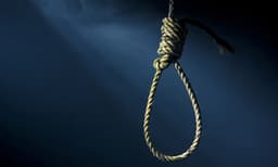 അസമില്‍ കുടുങ്ങിയ ബസിലെ  ജീവനക്കാരന്‍ ആത്മഹത്യ ചെയ്തു