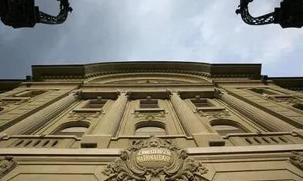 സ്വിസ് ബാങ്കില് ഇന്ത്യാക്കാരുടെ നിക്ഷേപം 20,700 കോടി ; കള്ളപ്പണം കൂടിയെന്ന് ആക്ഷേപം ; റിപ്പോര്ട്ടുകള് തള്ളി കേന്ദ്രസര്ക്കാര്