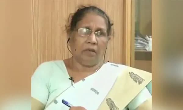തെറ്റുപറ്റി: എം.സി ജോസഫൈന്‍ രാജിവച്ചു; രാജി സി.പി.എം ചോദിച്ചുവാങ്ങി