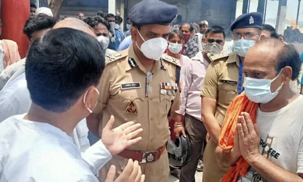 രാഷ്ട്രപതിക്കായുള്ള ഗതാഗത നിയന്ത്രണത്തില്‍ 'കുരുങ്ങി' 50 കാരി ചികിത്സ കിട്ടാതെ മരിച്ചു: മാപ്പ് പറഞ്ഞ് യുപി പോലീസ് 