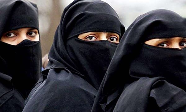 നിര്‍ബന്ധിത മതപരിവര്‍ത്തനം : പ്രതിഷേധവുമായി സിഖ് ജനത
