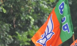 യുപി തെരഞ്ഞെടുപ്പ് ഏതു വിധത്തിലും ജയമുറപ്പിക്കണം ; ‘പന്നക്കമ്മറ്റി’ യുമായി ബിജെപി ; വോട്ടേഴ്‌സ് ലിസ്റ്റിലെ പേജ് വെച്ച് ചുമതലക്കാര്‍ 