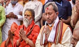 ഉത്തരാഖണ്ഡില്‍ തീറാത്ത് മുഖ്യമന്ത്രിസ്ഥാനം ഒഴിഞ്ഞെന്ന് റിപ്പോര്‍ട്ട് ; അധികാരമേറ്റത് നാലുമാസം മുമ്പ്, ഉള്‍പ്പാര്‍ട്ടി പോരെന്ന് അഭ്യൂഹം