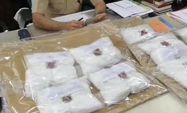 ഇന്ത്യയിലേക്ക് അതിര്‍ത്തികളിലൂടെ മയക്കുമരുന്ന് കടത്തല്‍; ഭീകരപ്രവര്‍ത്തനങ്ങള്‍ക്ക് പണം കണ്ടെത്തി പാക്കിസ്ഥാന്‍