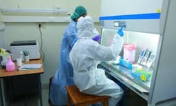 ടിപിആർ കൂടിയ സ്ഥലങ്ങളിൽ കോവിഡ് നിർണയ പരിശോധന കൂട്ടും; ക്വാറന്റീനും സമ്പർക്കപ്പട്ടിക തയ്യാറാക്കലും ശക്തമാക്കും 