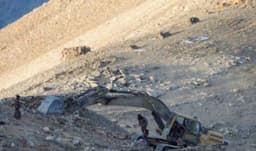 ലഡാക്കിലെ ഡെംചോക്കില്‍ ചൈനീസ് കടന്നു കയറ്റം: ഇന്‍ഡസ് നദി കടന്നെത്തി ബാനറും ചൈനീസ് പതാകയും പ്രദര്‍ശിപ്പിച്ചു