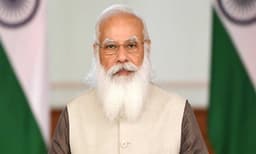 രാജ്യം മൂന്നാം തരംഗത്തിന്റെ വക്കിൽ ; കൂടുതൽ ശ്രദ്ധ വേണം : പ്രധാനമന്ത്രി