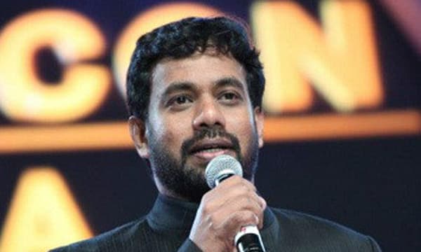 ​ചോര്‍ത്തിയത് കേന്ദ്രസര്‍ക്കാരിനെ എതിര്‍ക്കുന്നവരുടെ ഫോണ്‍ ; നരേന്ദ്രമോഡിയ്ക്ക് സ്വന്തം മന്ത്രിമാരെയും സംശയമെന്ന് ​ബ്രിട്ടാസ്