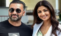 ബദല്‍ സംവിധാനവും കുന്ദ്ര ആസൂത്രണം ചെയ്തിരുന്നു ; ഗൂഗിള്‍, ആപ്പിൾ വിലക്കിയാൽ മറ്റൊരു ചാനലോ ഒടിടിയോ തുടങ്ങാനും പദ്ധതിയിട്ടു