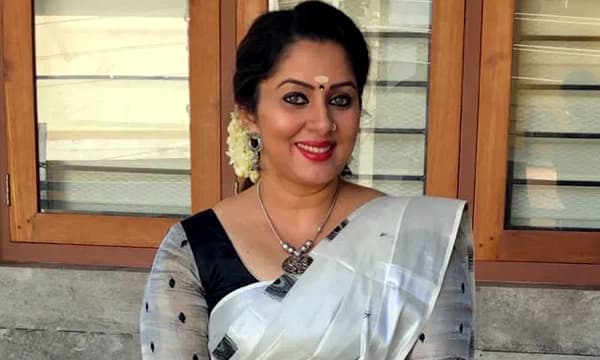 ഈ മാറ്റം തരും ആത്മവിശ്വാസം; ശ്രീയ രമേശിന്റെ മാജിക് മേക്കോവര്‍
