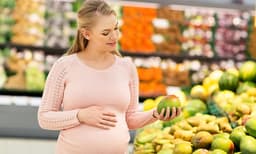 ഗര്‍ഭകാലത്ത് പച്ചമാങ്ങ കൂടുതലായി കഴിക്കുന്നതുകൊണ്ട് പ്രശ്‌നമുണ്ടോ? 