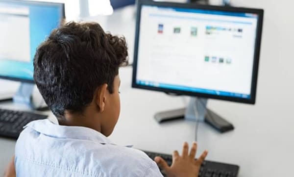 ഓൺലൈൻ ക്ലാസ്സുകളിലെ ലിങ്ക് ദുരുപയോഗം ചെയ്ത് അശ്ലീല വീഡിയോകൾ ഗ്രൂപ്പുകളിൽ 