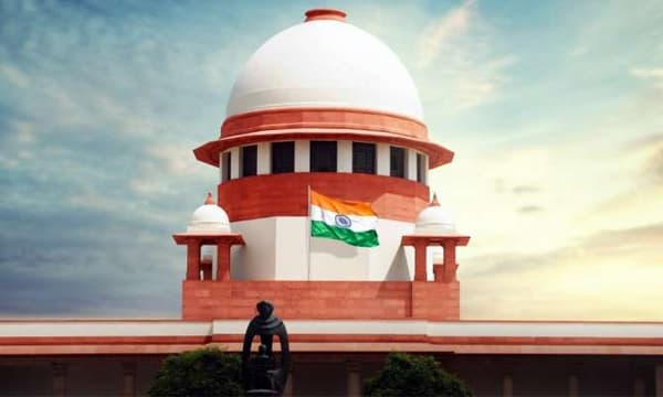 സൂര്യനെല്ലിക്കേസ്‌ സുപ്രീകോടതിയില്‍: കോവിഡ്‌ കാലം, ജയില്‍ സുരക്ഷിതമല്ലെന്നു ധര്‍മ്മരാജന്‍, അന്ന് ജാമ്യത്തിലിറങ്ങി മുങ്ങി, ഒരു കാരണവശാലും ജാമ്യം നല്‍കരുതെന്ന്‌ സര്‍ക്കാര്‍