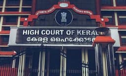 ലക്ഷദ്വീപ് സന്ദര്‍ശനം; എം പി മാര്‍ക്ക് അനുമതി നിഷേധിച്ചത് ചട്ടവിരുദ്ധം; ഹൈക്കോടതി