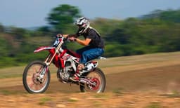 162 കിമീ വേഗത്തില്‍ ബൈക്കോടിച്ച് പ്രകടനം ; ഇന്‍സ്റ്റഗ്രാം വീഡിയോ കണ്ട് എംവിഡി എത്തി; യുവാവ് പിടിയിൽ 