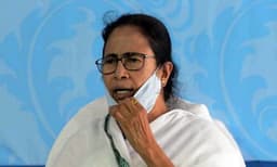 ബംഗാളിലും ത്രിപുരയില്‍ നടക്കുന്ന അക്രമത്തിന് പിന്നില്‍ അമിത്ഷാ ; ബിജെപി ഭരിക്കുന്നിടത്ത് അരാജകത്വമെന്ന് മമത 