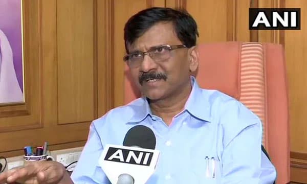 ഖേല്‍രത്‌ന പുരസ്‌ക്കാരത്തിന്റെ പേര് മാറ്റിയത് രാഷ്ട്രീയക്കളി ; ജനങ്ങളുടെ ആവശ്യമാണെന്ന് പറയുന്നത് തെറ്റെന്ന് ശിവസേന