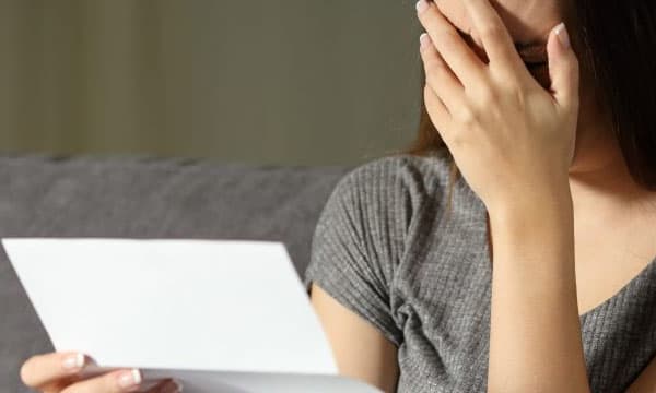 45 കാരിക്ക് പ്രേമക്കത്ത് നല്‍കിയതിന് കിട്ടിയത് രണ്ടരവര്‍ഷം തടവ് ; വിവാഹിതക്ക് പ്രണയ ലേഖനം നല്‍കുന്നത് അപമാനിക്കുന്നതിന് തുല്യം