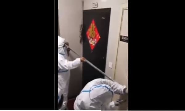 കോവിഡ് വകഭേദം റിപ്പോർട്ട്‌ ചെയ്തു ; ചൈനയിൽ നിയന്ത്രണങ്ങൾ കടുപ്പിക്കുന്നു; രോഗികളെ വീടിനുള്ളിൽ പൂട്ടിയിട്ട് പ്രതിരോധം 