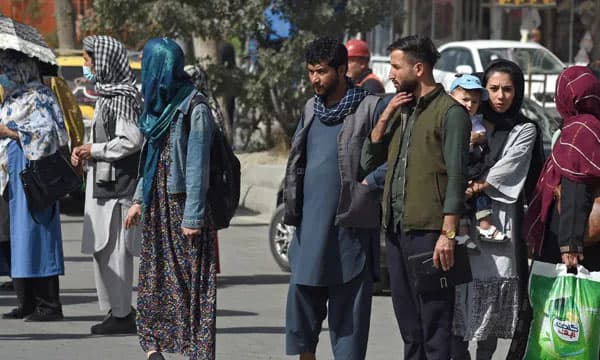 പുറത്തുകടക്കാനാകാതെ കുടുങ്ങിക്കിടക്കുന്നത് 200 ഇന്ത്യാക്കാര്‍; വരാന്‍ തയ്യാറാണെങ്കില്‍ അഫ്ഗാന്‍ ഹിന്ദുക്കളേയും സിഖുകാരേയും പരിഗണിക്കും